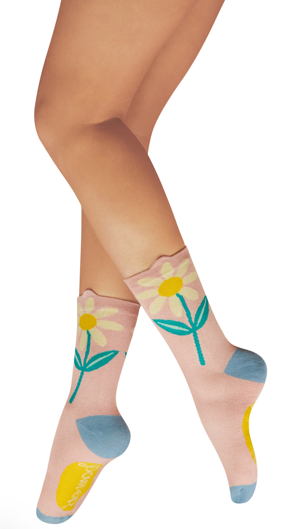 Powder Flower Top Ankle Socks - Daisy Petal