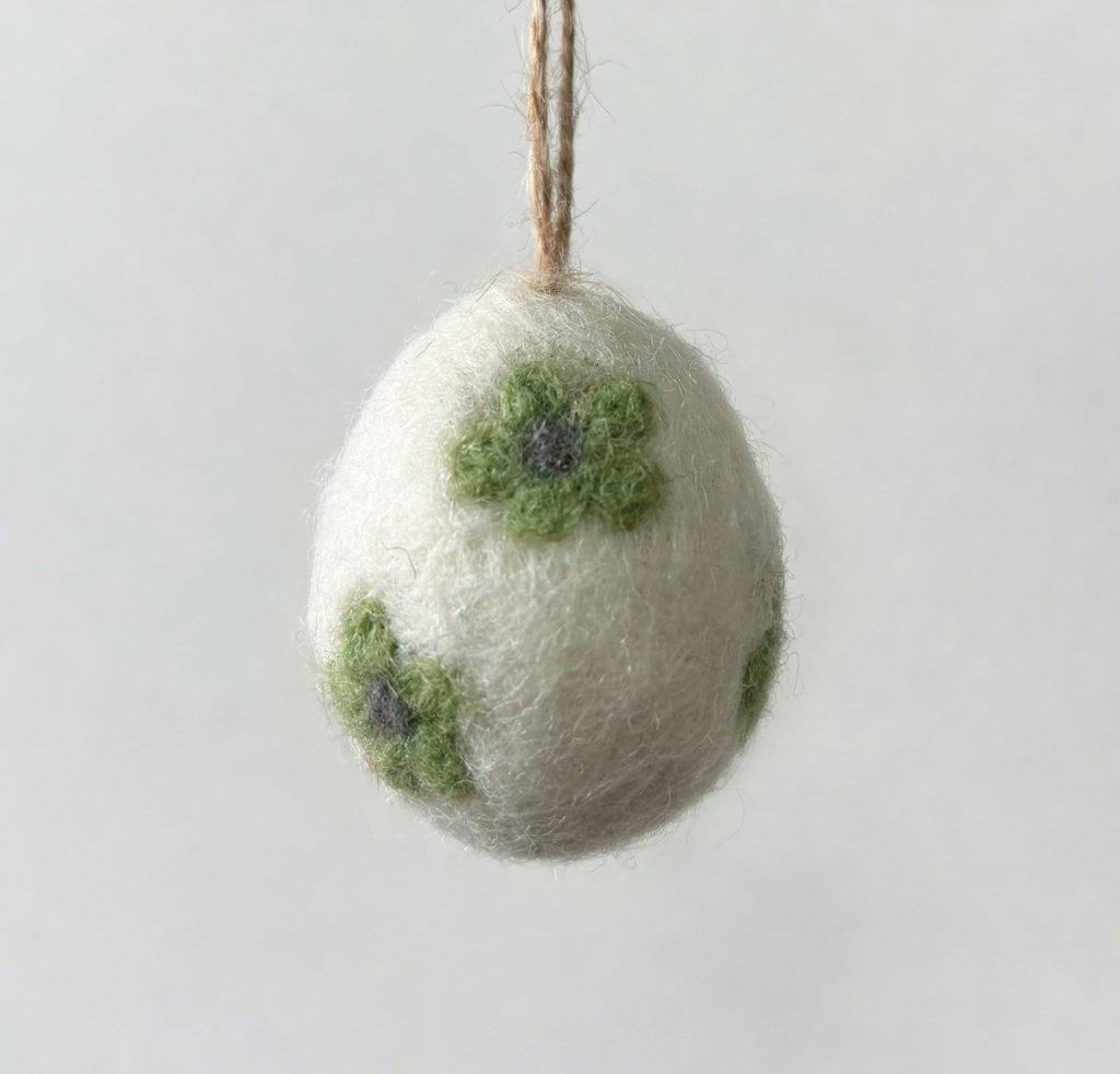 East of India Felted Daisy Egg - Green