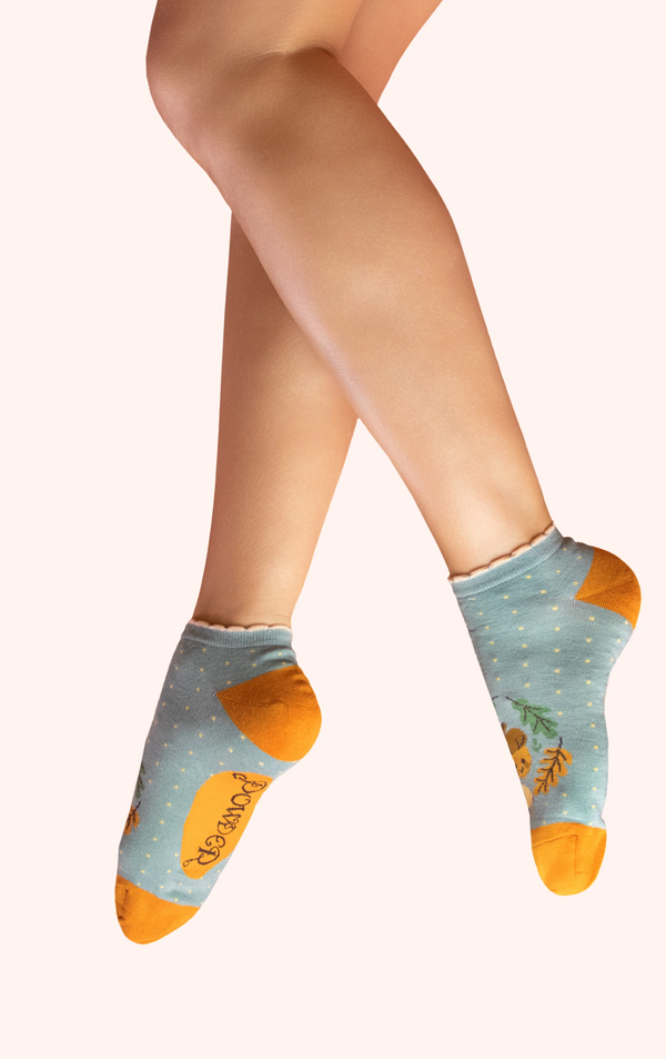 Powder Trainer Socks - Happy Acorn, Ice